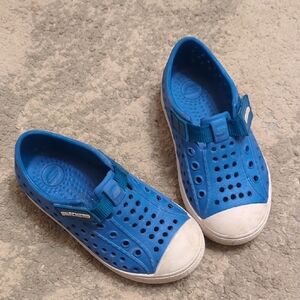 Skechers Toddler Size 7 Blue Slip-On Water-Friendly Sneakers